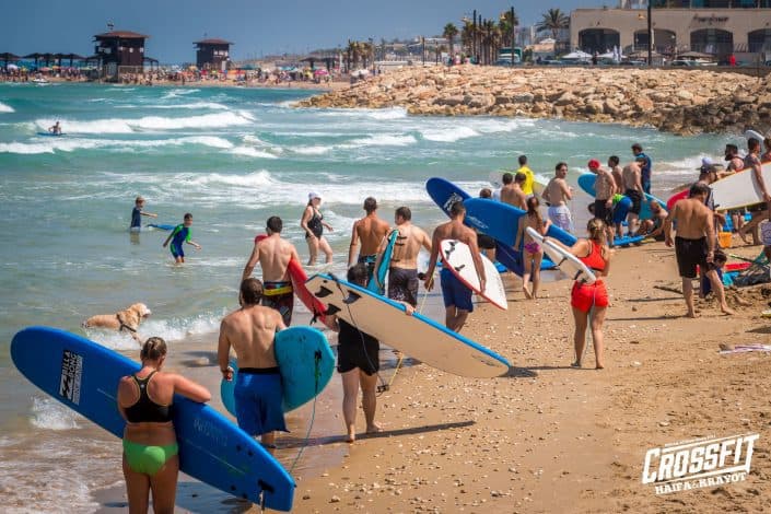 עושים חיים משוגעים באימוני החוף של קרוספיט חיפה